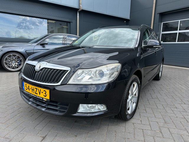 SKODA OCTAVIA Combi 1.8 TSi Ambition 160 PK Navigatie , de Bruyn Auto's V.O.F., Baarle - Nassau