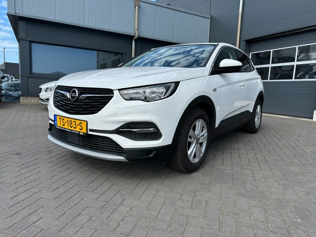 OPEL GRANDLAND X 1.2 Turbo Business Executive Navi .Trekhaak , de Bruyn Auto's V.O.F., Baarle - Nassau