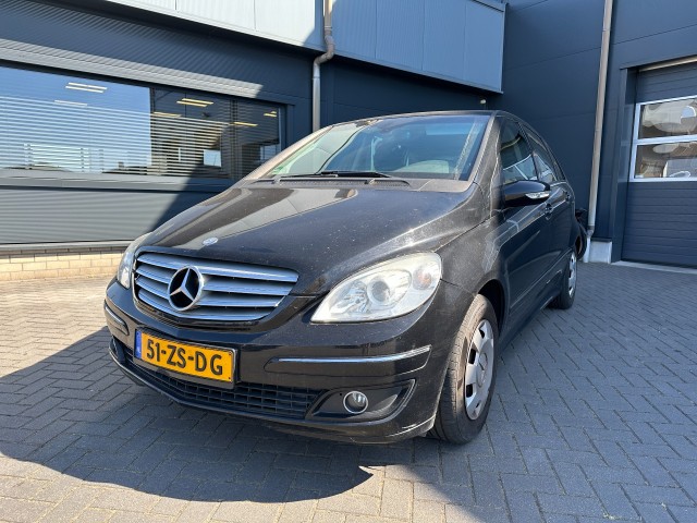 MERCEDES-BENZ B-KLASSE 1.7 Blue Efficiency Airco, trekhaak, APK 03-2027, de Bruyn Auto's V.O.F., Baarle - Nassau