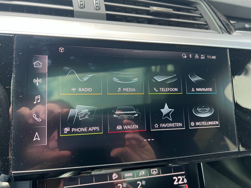 AUDI, Q8 E-TRON