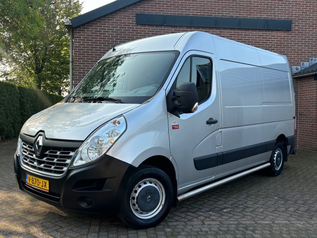 RENAULT MASTER T35 2.3 dCi L2H2  3500KG trekhaak!, Stigter Auto's, Lopik