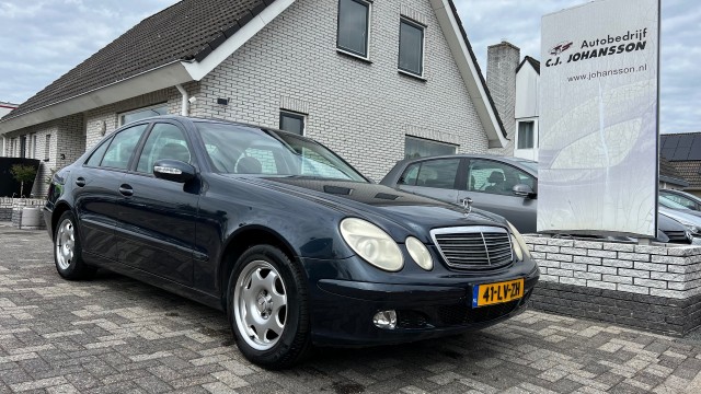 MERCEDES-BENZ 200 E Klasse Classic Motor kapot!!!!, C.J. Johansson, Nijeveen