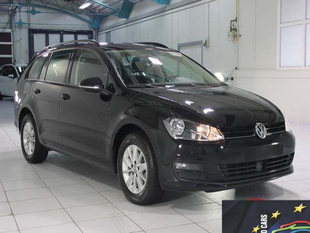 Volkswagen Golf - VII VARIANT 1,6 TDI DSG TRENDLINE NAVI BM