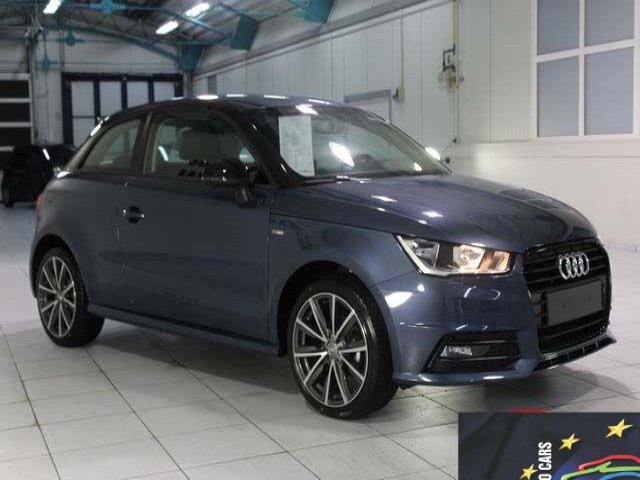 Audi A1 - 1,0 TFSI ADRENALIN S-LINE NAVI