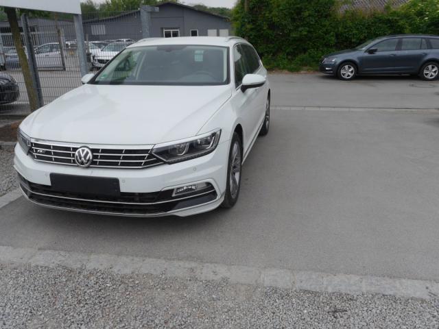 Volkswagen Passat variant - 2.0 TDI DPF SCR HIGHLINE * BMT...