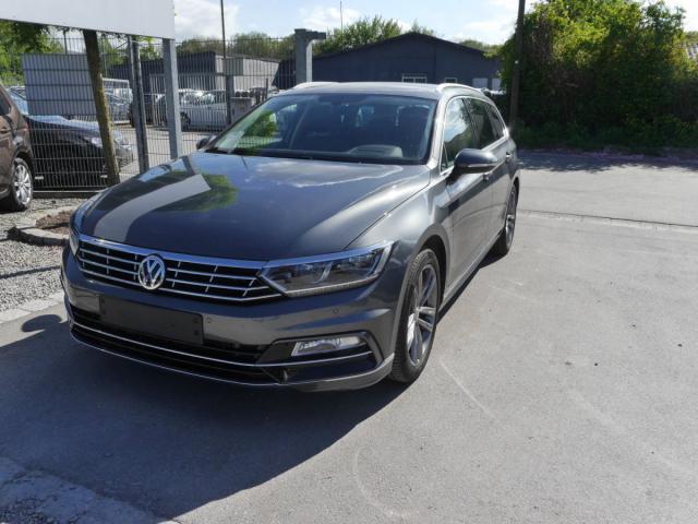 Volkswagen Passat variant - 2.0 TDI DPF DSG SCR HIGHLINE *...