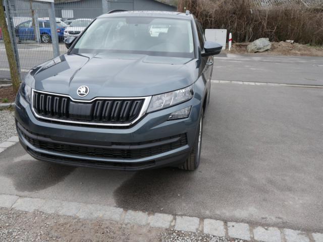 Skoda Kodiaq - 1.5 TSI ACT ACTIVE * NAVI PDC SITZHEIZ...