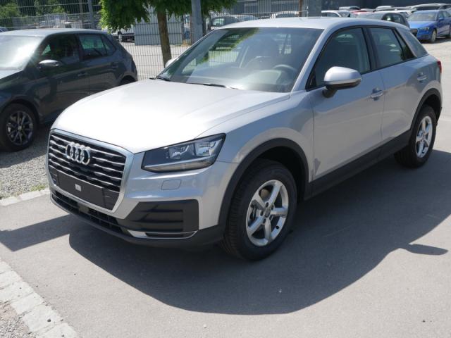 Audi Q2 - 35 TFSI S-TRONIC * NAVI PARKTRONIC SITZHEI...