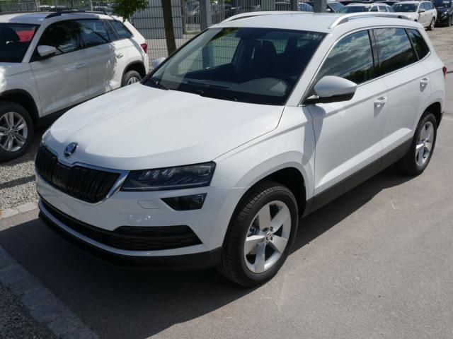 Skoda Karoq - 1.5 TSI ACT DSG STYLE * NAVI LED-SCHEIN...