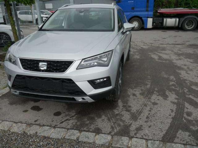 Seat Ateca - 2.0 TDI DPF STYLE * 18 ZOLL VOLL-LED NA...