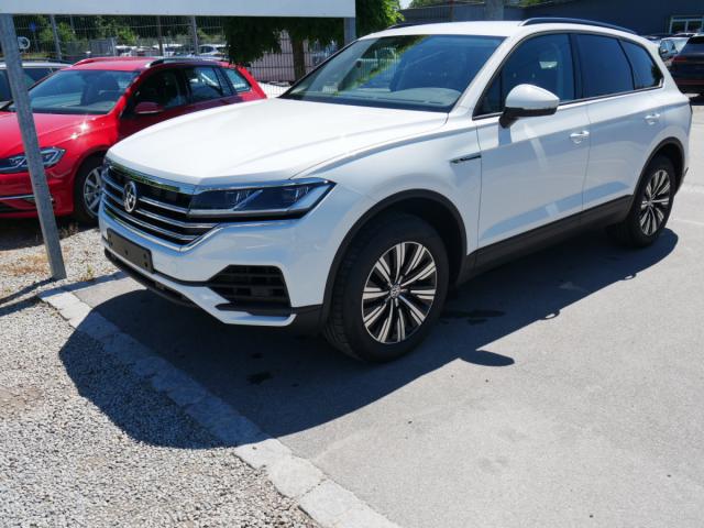 Volkswagen Touareg - 3.0 V6 TDI DPF 4MOTION STYLE * AHK 19...