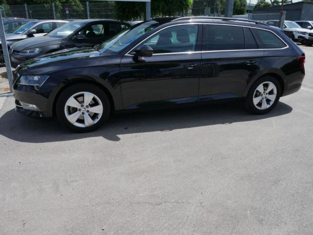 Skoda Superb - Combi 2.0 TDI DPF DSG AMBITION * BUSIN...