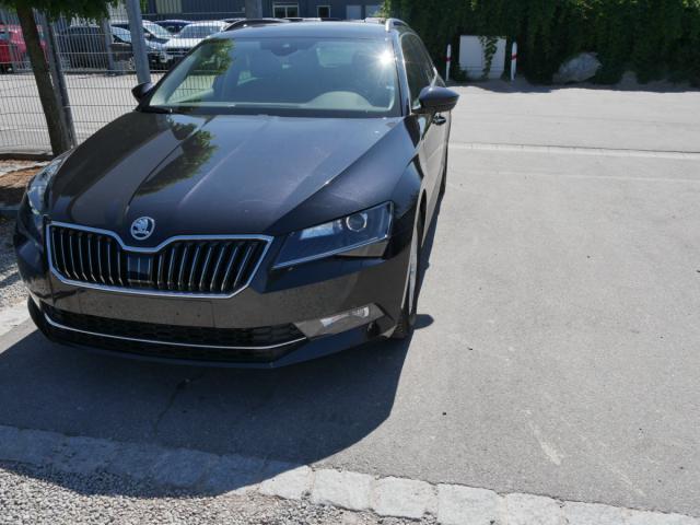 Skoda Superb - Combi 2.0 TDI DPF AMBITION * BUSINESS ...