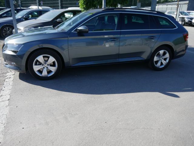 Skoda Superb - Combi 2.0 TDI DPF AMBITION * BUSINESS ...