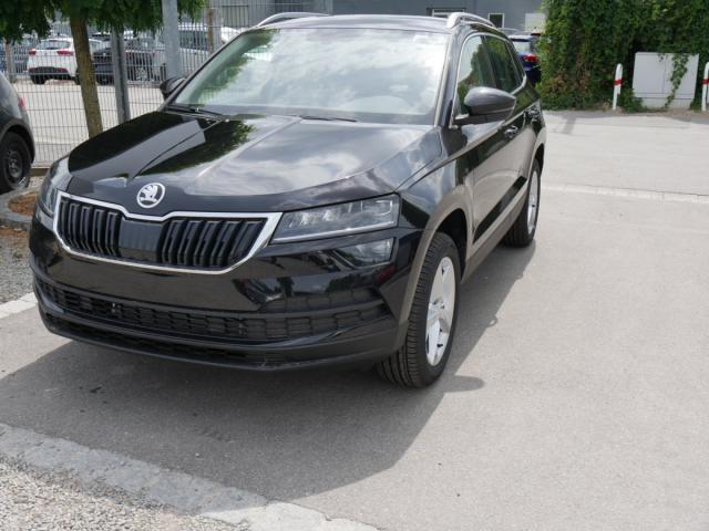 Skoda Karoq - 1.5 TSI ACT DSG STYLE * NAVI LED-SCHEIN...