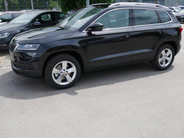 Skoda Karoq - 1.5 TSI ACT DSG STYLE 4x4 * NAVI LED-SC...