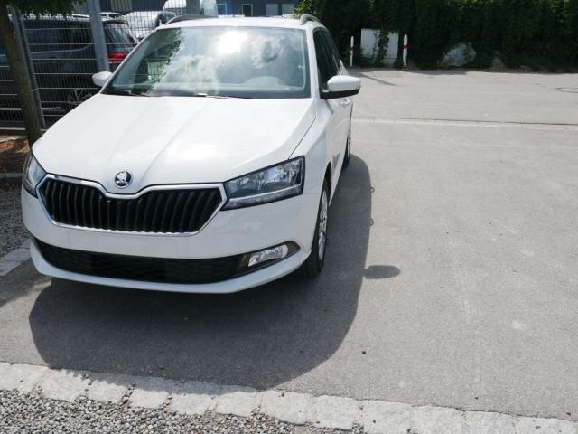 Skoda Fabia - Combi III 1.0 TSI DSG SMART AMBITION * ...