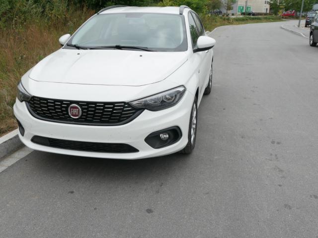 Fiat Tipo - 1.4 T-JET LOUNGE * SOFORT UCONNECT LINK ...