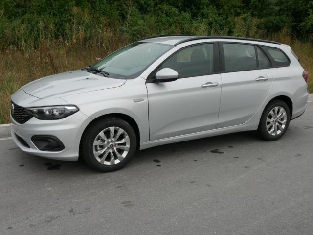 Fiat Tipo - 1.4 T-JET LOUNGE * SOFORT UCONNECT LINK ...
