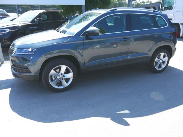 Skoda Karoq - 1.5 TSI ACT DSG STYLE * NAVI LED-SCHEIN...