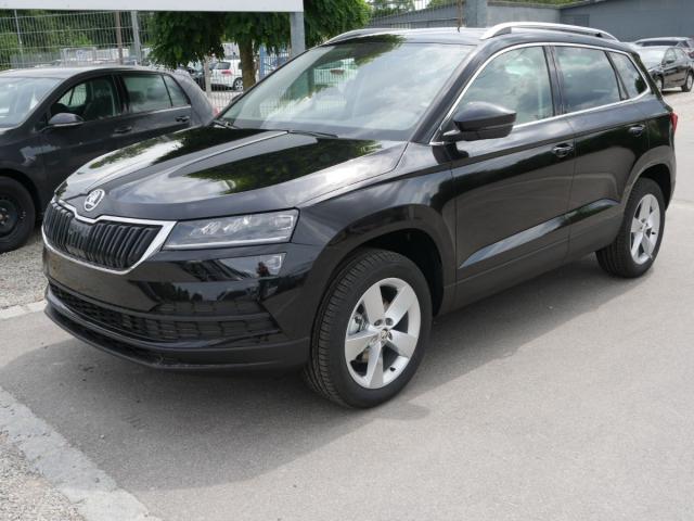 Skoda Karoq - 1.5 TSI ACT DSG STYLE * NAVI LED-SCHEIN...