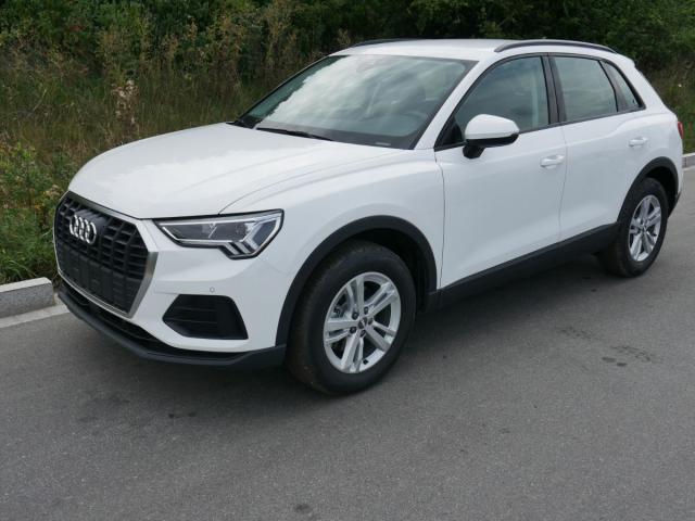 Audi Q3 - 35 TFSI CoD * MMI NAVI PLUS LED PDC SHZG V...
