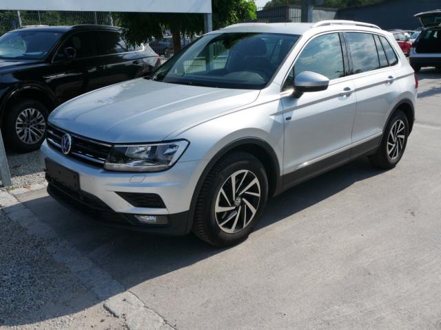 Volkswagen Tiguan - 1.5 TSI ACT JOIN * ACC NAVI PDC SITZHE...
