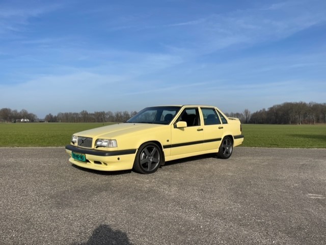 VOLVO 850 T5R AWD Yellow Unieke Staat Alle Opties, Maxima Classic Cars, Saasveld