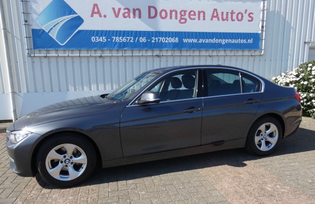 BMW 3-SERIE