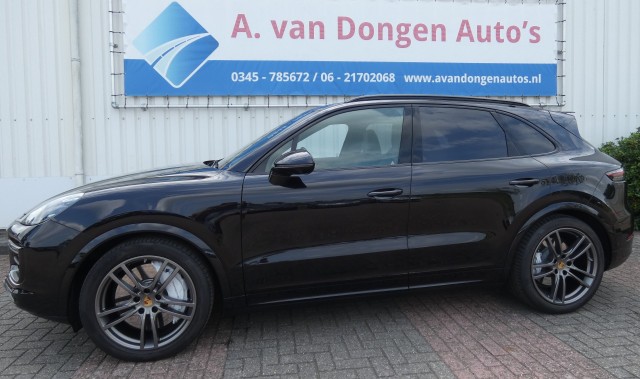 PORSCHE CAYENNE 4.0 V8 551PK TURBO,Pano,360,Nightvision,Trhaak, A van Dongen auto's, Asperen
