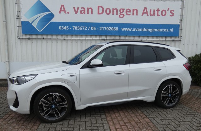 BMW X1 XDRIVE30E M Sport,360,Pano,ACC,Led,HeadUp,Trhaak, A van Dongen auto's, Asperen