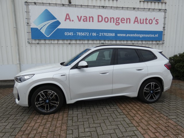 BMW X1 XDRIVE30E M Sport,360,Pano,ACC,Led,HeadUp,Trhaak, A van Dongen auto's, Asperen