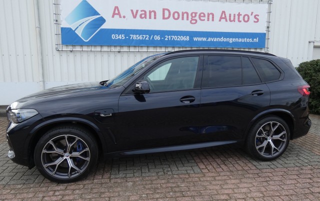 BMW X5 XDRIVE45E M-Sport,360,ACC,HeadUP,Schaalstoelen,Laser, A van Dongen auto's, Asperen