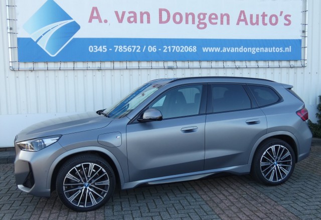 BMW X1 XDRIVE30E M Sport,360,Pano,ACC,Led,HeadUp,Trhaak, A van Dongen auto's, Asperen
