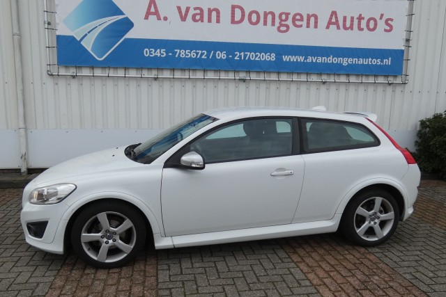 VOLVO C30