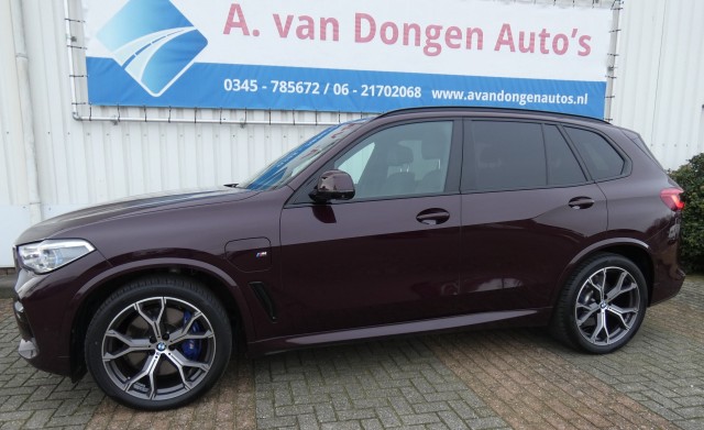 BMW X5 XDRIVE45E M-Sport,Skylounge,4WBest,360,Trhaak,Massage,Laser, A van Dongen auto's, Asperen