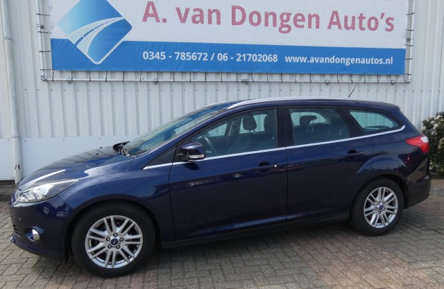 FORD FOCUS 1.6 TI-VCT TITANIUM,Navi,PDC,Bltooth,Voorruitverw, A van Dongen auto's, Asperen