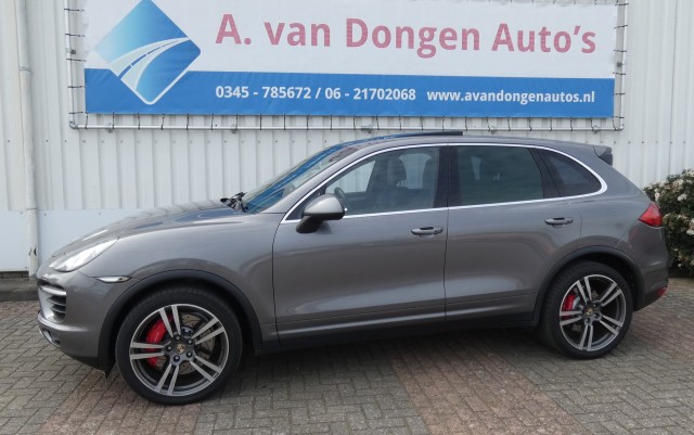 PORSCHE CAYENNE 4.8 TURBO 500PK,ACC,Chrono,Keyless,Pano,Bose, A van Dongen auto's, Asperen