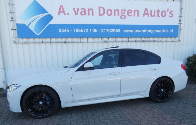 BMW 3-SERIE 335I XDRIVE M-Sport Autmaat,Led,Memory,Schuifdak,Trhaak, A van Dongen auto's, Asperen