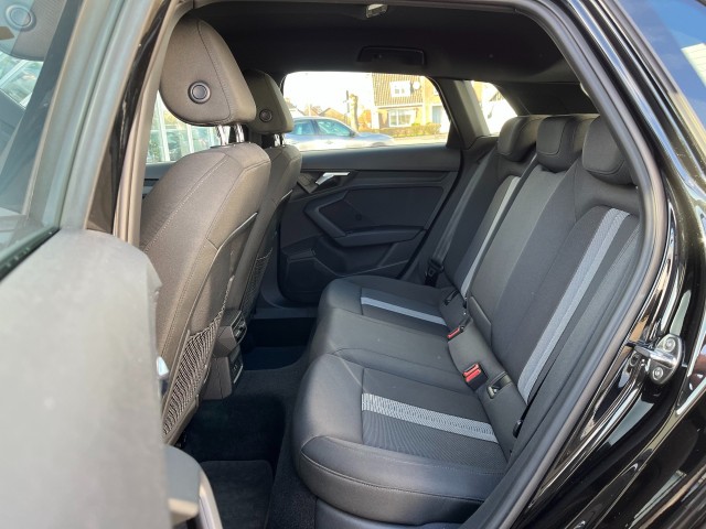 AUDI A3 35 TFSI Business edition Automaat 150 PK I Carplay I Stoelverw. Autobedrijf Hilboezen, 7951 EE Staphorst