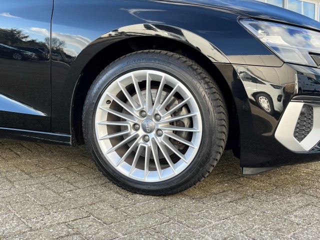 AUDI A3 35 TFSI Business edition Automaat 150 PK I Carplay I Stoelverw. Autobedrijf Hilboezen, 7951 EE Staphorst