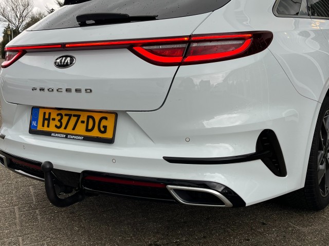 KIA PRO CEED 1.4 T-GDI GT-Line 140PK I Carplay I Camera I Trekhaak I LED Autobedrijf Hilboezen, 7951 EE Staphorst