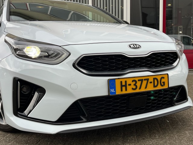 KIA PRO CEED 1.4 T-GDI GT-Line 140PK I Carplay I Camera I Trekhaak I LED Autobedrijf Hilboezen, 7951 EE Staphorst