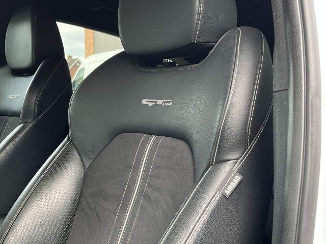 KIA PRO CEED 1.4 T-GDI GT-Line 140PK I Carplay I Camera I Trekhaak I LED Autobedrijf Hilboezen, 7951 EE Staphorst