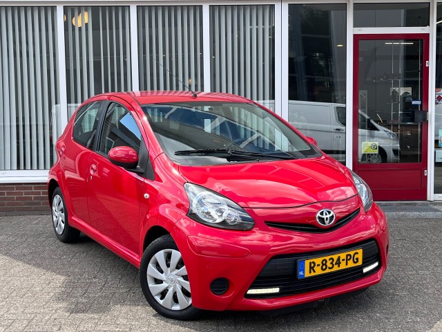 TOYOTA AYGO 1.0 VVT-i Comfort 5 Deurs I Airco I LED I Elektrische ramen, Autobedrijf Hilboezen, Staphorst