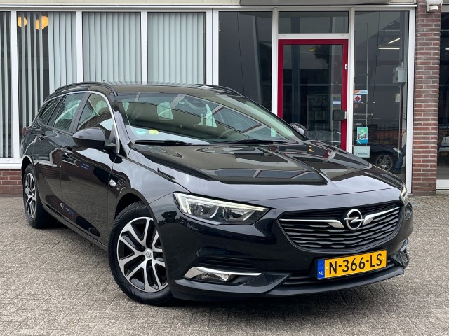 OPEL INSIGNIA 1.6 CDTI Business Executive I Carplay I Camera I Stoel/Stuurverw, Autobedrijf Hilboezen, Staphorst