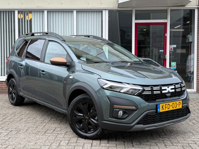 DACIA JOGGER 1.0 TCe 110 Extreme 5p I Camera I Trekhaak I LED I Stoelverwarming I Cruise I DAB, Autobedrijf Hilboezen, Staphorst