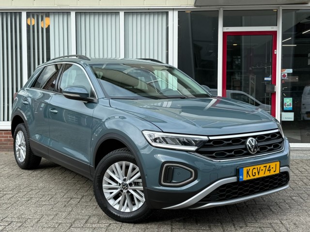 VOLKSWAGEN T-ROC 1.0 TSI Life Business I Carplay I Clima I Stoelverwarming I Digitale cockpit I LED, Autobedrijf Hilboezen, Stap