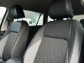 VOLKSWAGEN GOLF 1.5 eTSI Life Edition Automaat I Camera I Carplay I Half leer I Stoelverw., Autobedrijf Hilboezen, Staphorst