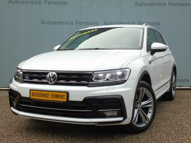 Volkswagen Tiguan - 1.5TSI DSG 4M R-Line - 2018 - 59DKM - Pano - Leer - Navi - Bomvo